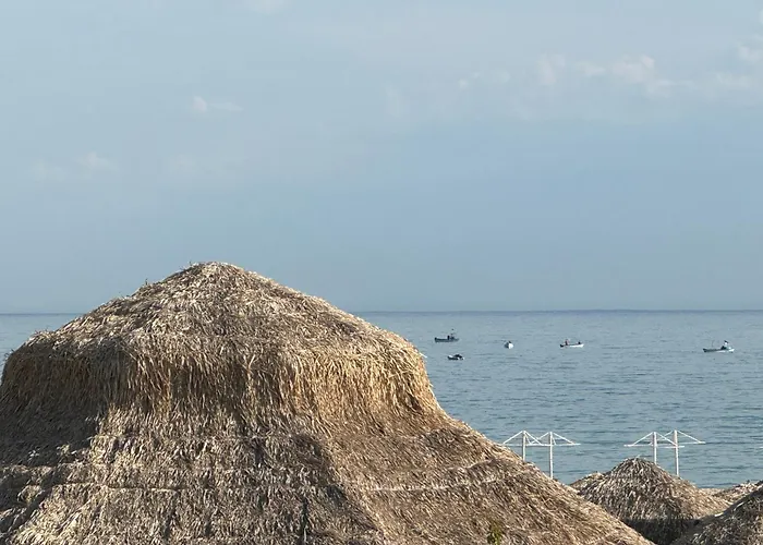 Diamond By The Sea Apartman *