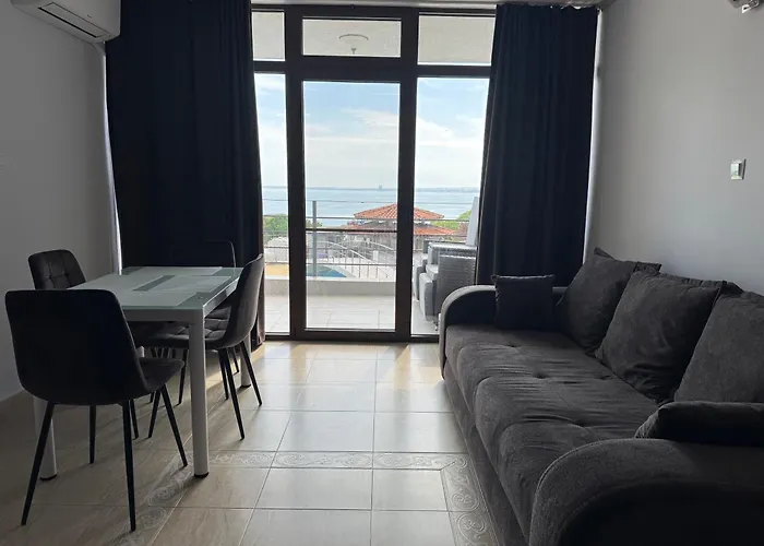 Diamond By The Sea Szveti Vlasz